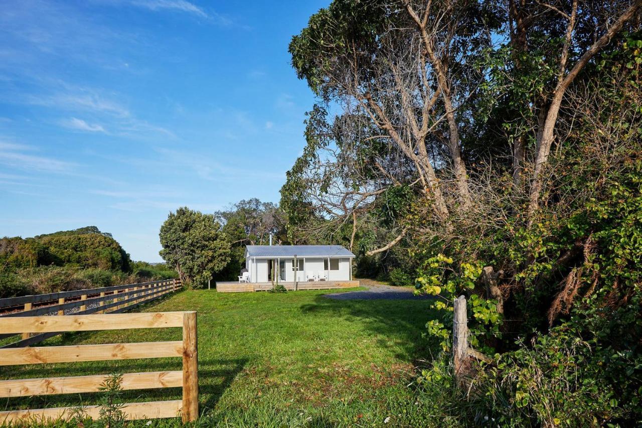 Beachfront Cottage Mangamaunu Kaikoura Exterior photo