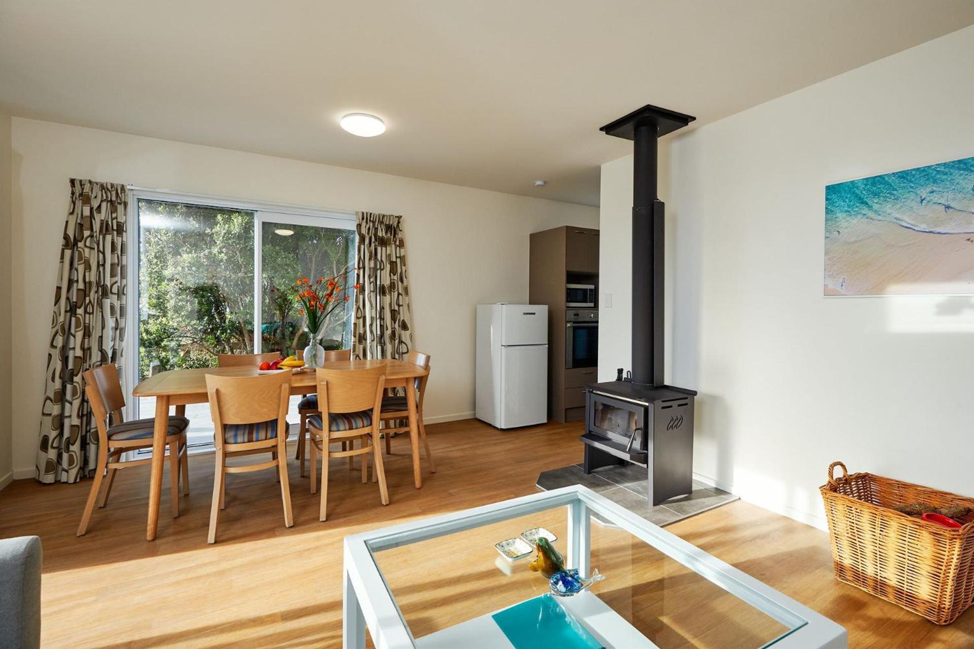 Beachfront Cottage Mangamaunu Kaikoura Exterior photo
